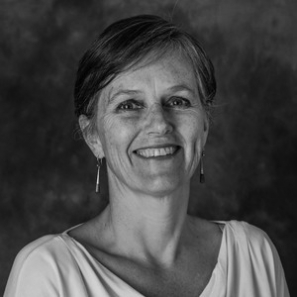 international-spine-centre-bridget-sawyer international-spine-centre-bridget-sawyer