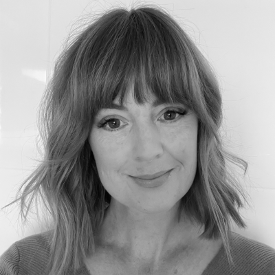 international-spine-centre-terri-yull-BW international-spine-centre-terri-yull-BW